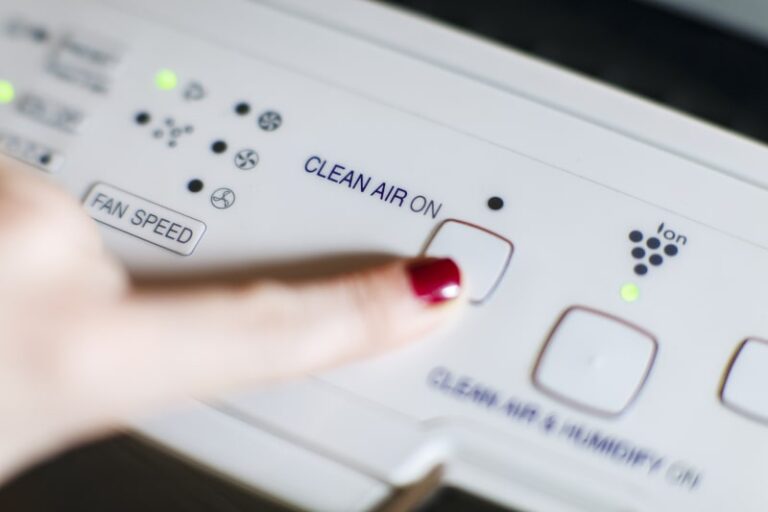 Device Removes Pollution